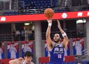 开云体育登录-关于俱乐部杯-米奇26+17青岛胜同曦林崴19分的信息