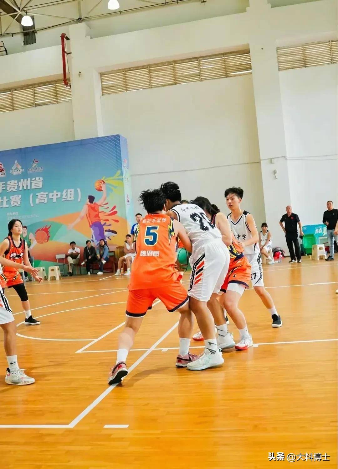 土耳其篮球运动员在国外打破记录(土耳其篮球运动员在国外打破记录了吗)
