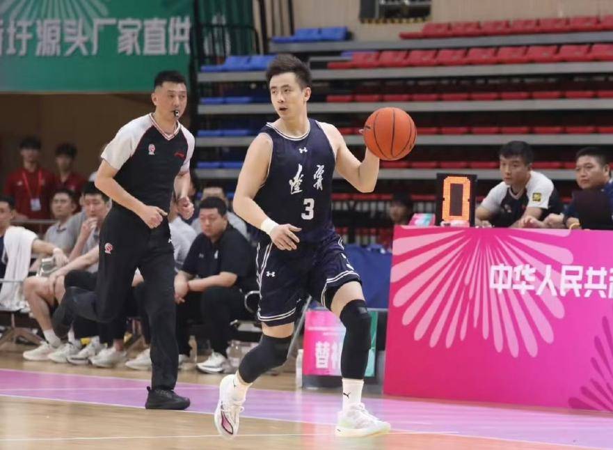 辽宁男篮豪取福建队胜利，全队高效合作取胜的简单介绍