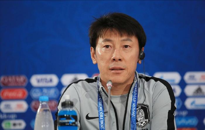 聘请伊万手下败将？国足绯闻主帅回应：没邀约，但我有信