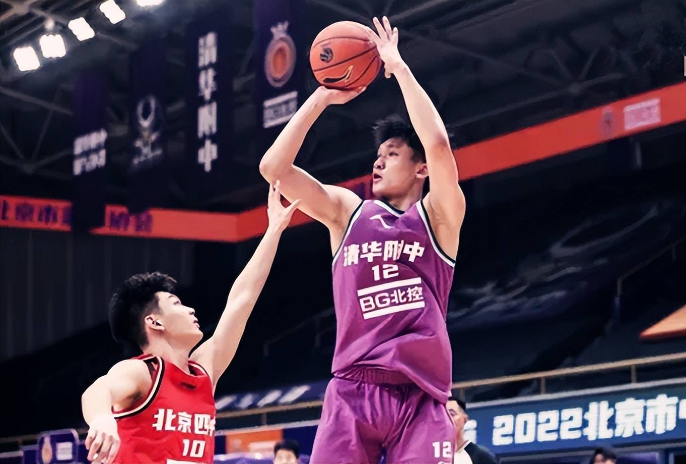 包含北大胜华侨第五次夺CUBAL冠军管子煜总决赛MVP的词条