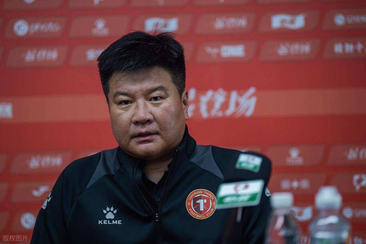包含李金羽当选月最佳教练，辽宁迎中甲榜首大战，百万奖金的词条