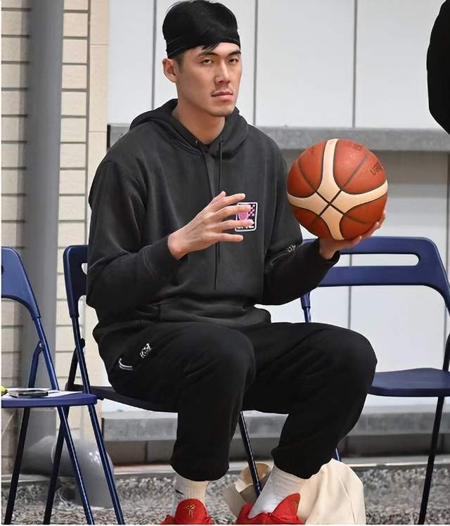 关于并非归化！林书豪弟弟获FIBA本土认证将代表中国台北男篮出战的信息