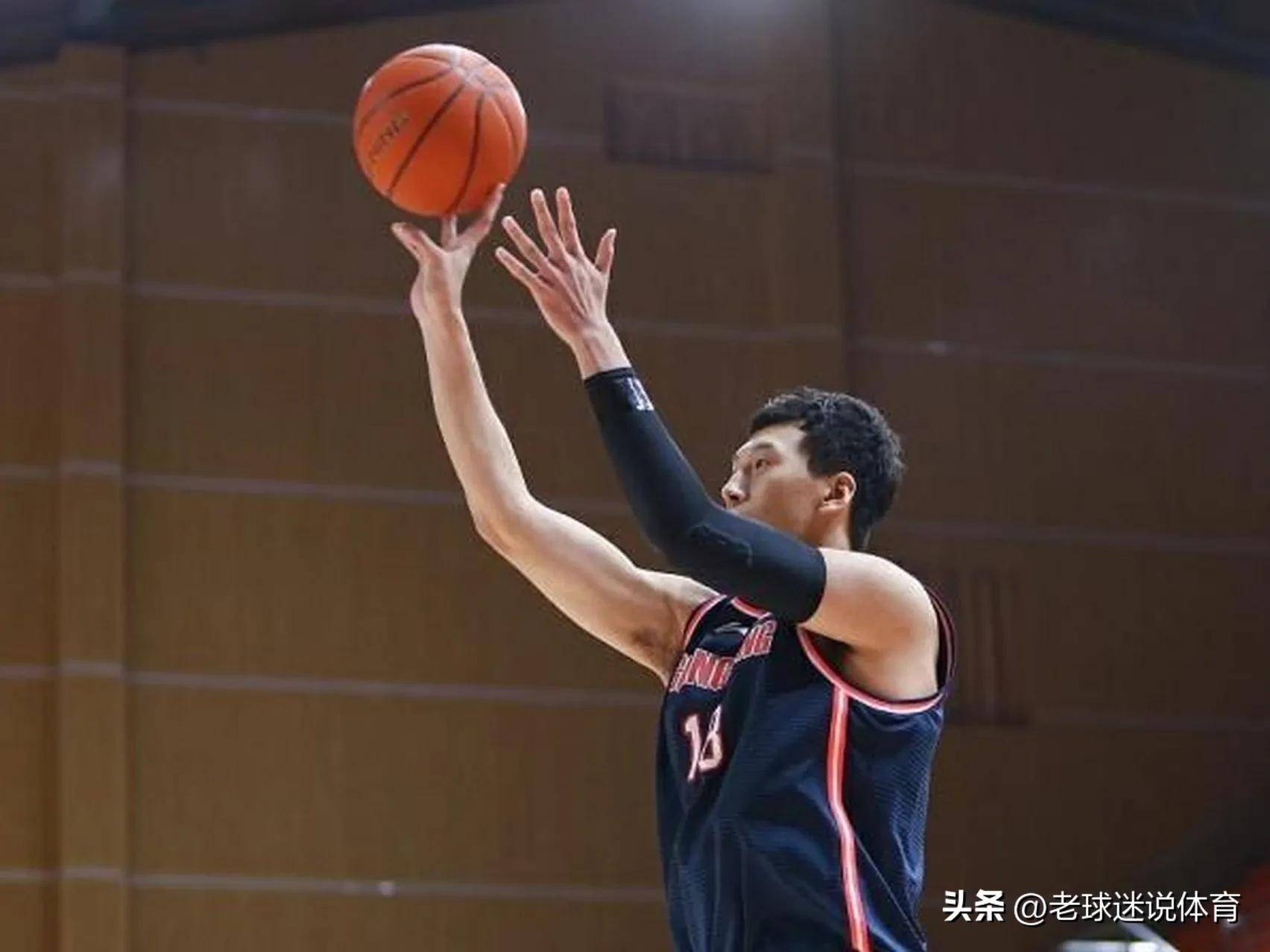包头男篮前锋因伤解约，士气受挫的简单介绍