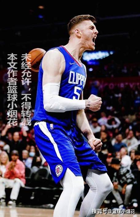 火箭逆袭人，赛维托夫斯基上演三双